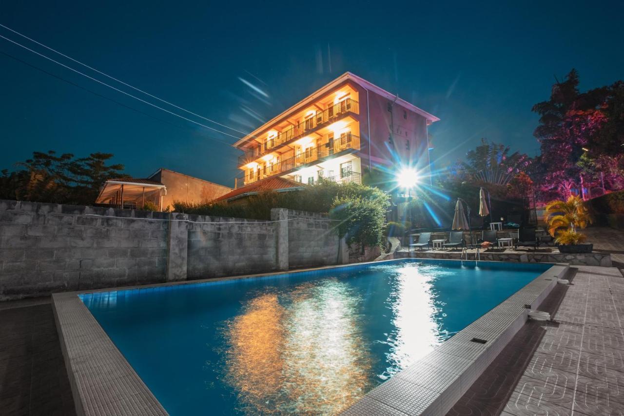 Santa Maria Hotel Entebbe Dış mekan fotoğraf